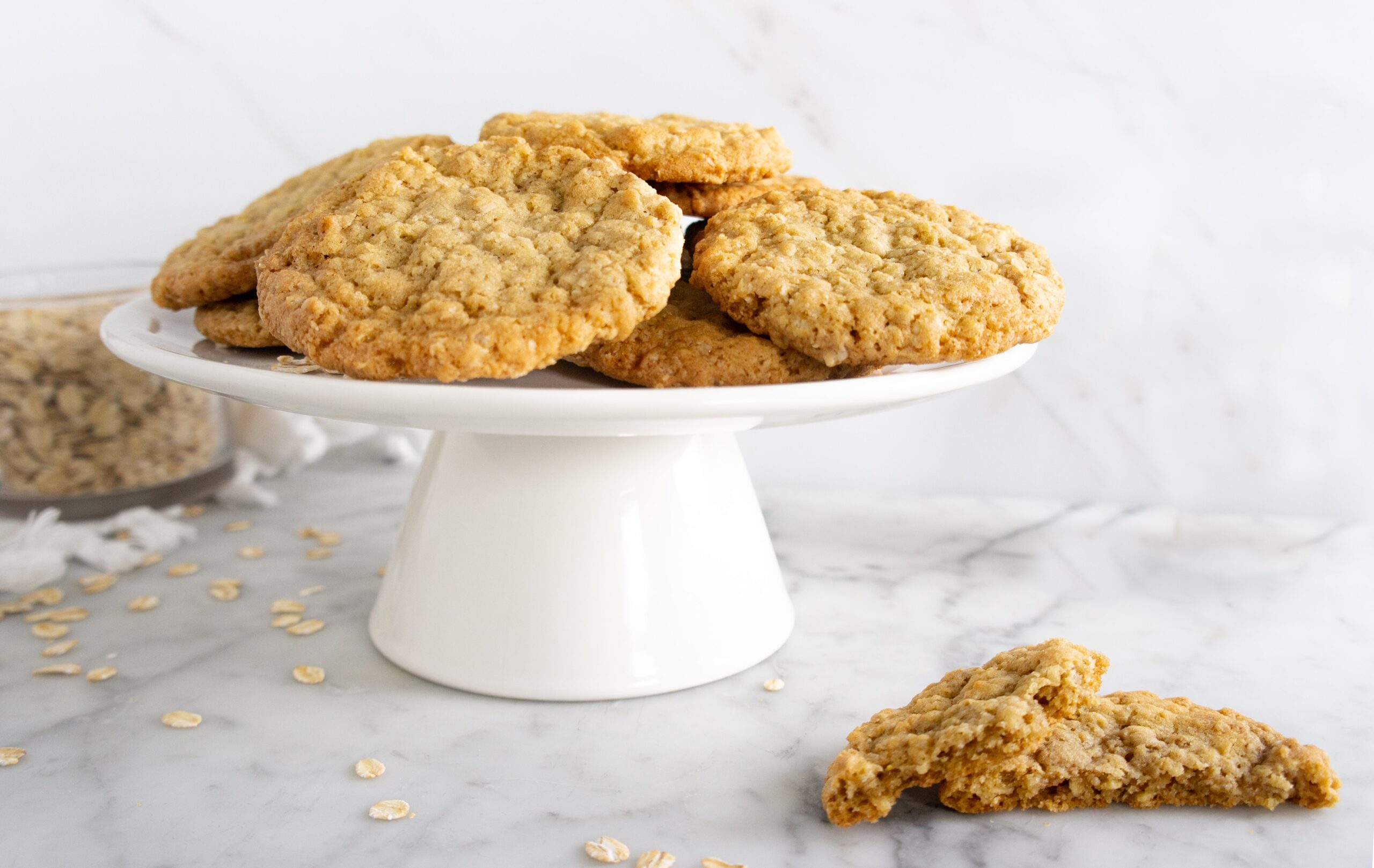 https://owlbbaking.com/wp-content/uploads/2020/07/The-Best-Oatmeal-Cookies-use-min-scaled.jpg